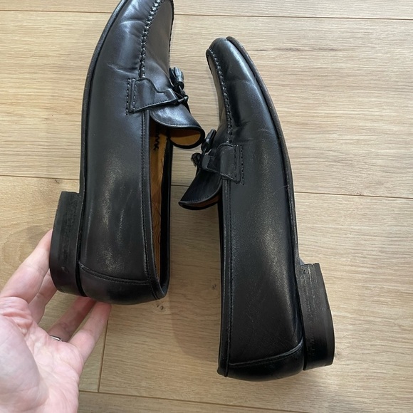 Allen Edmonds
Italian Line Butter
Soft Urbino Tassel Dress Loafer Shoes 10.5 main image 11
